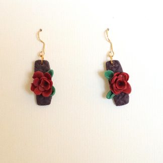 Roses are red hangers