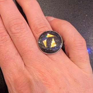 black holographic ring