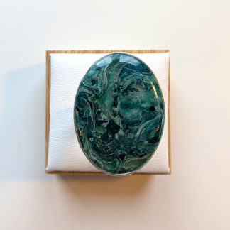 The oval Faux Jade ring